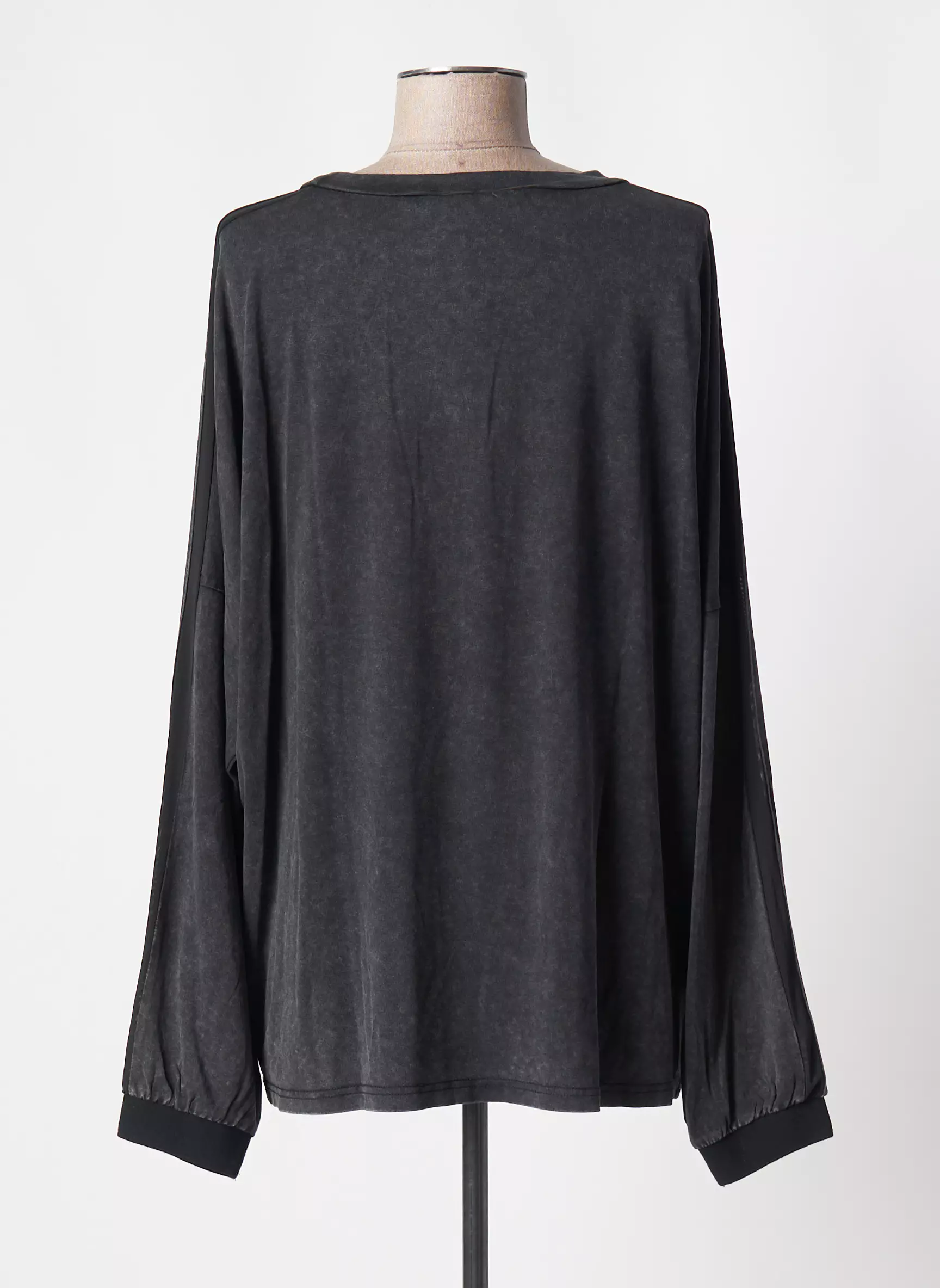 Nu Tshirts Femme couleur noir