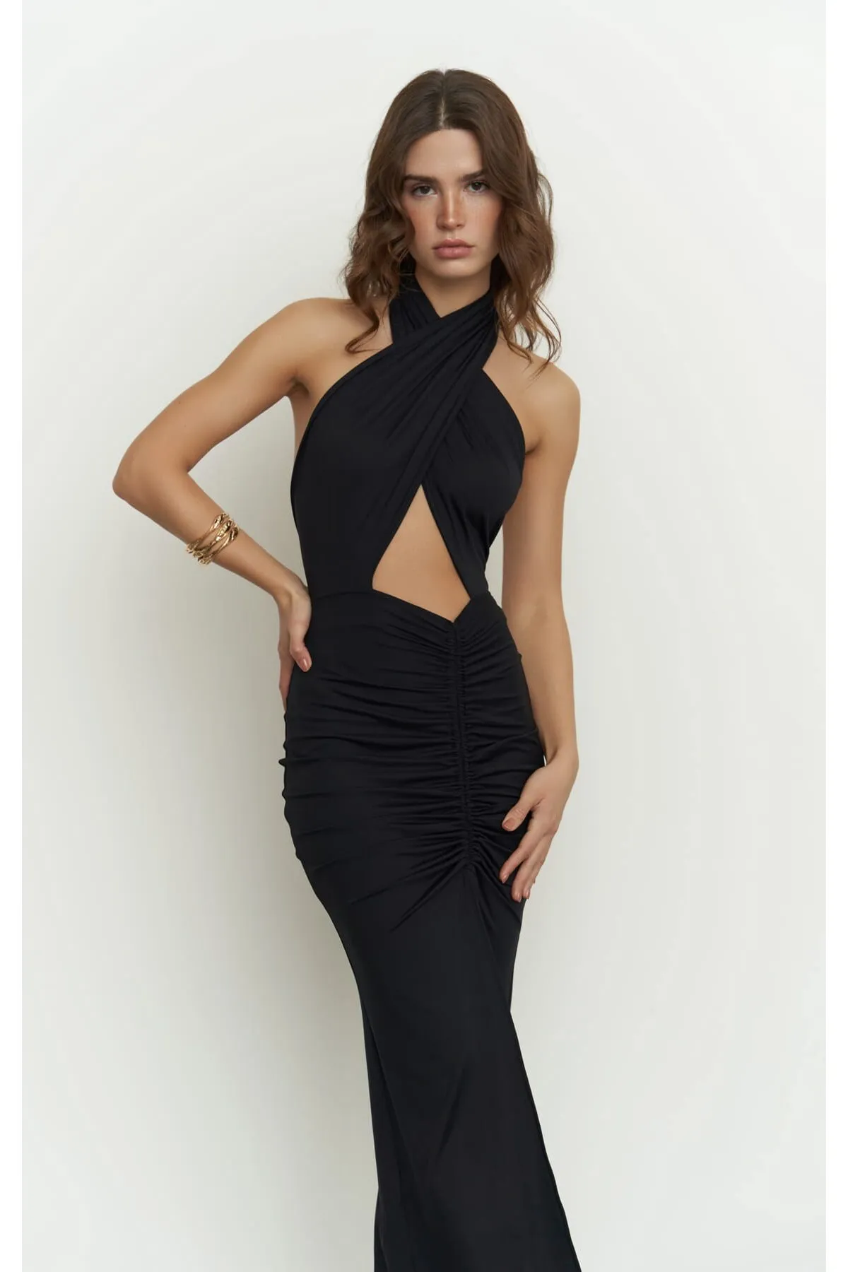 MAİ COLLECTİON  Schwarzes Kleid mit Kreuzdetail von Love