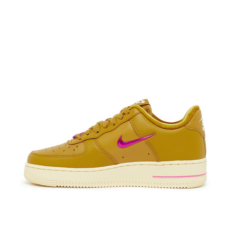 NIKE Wmns Air Force 1 ’07 SE 