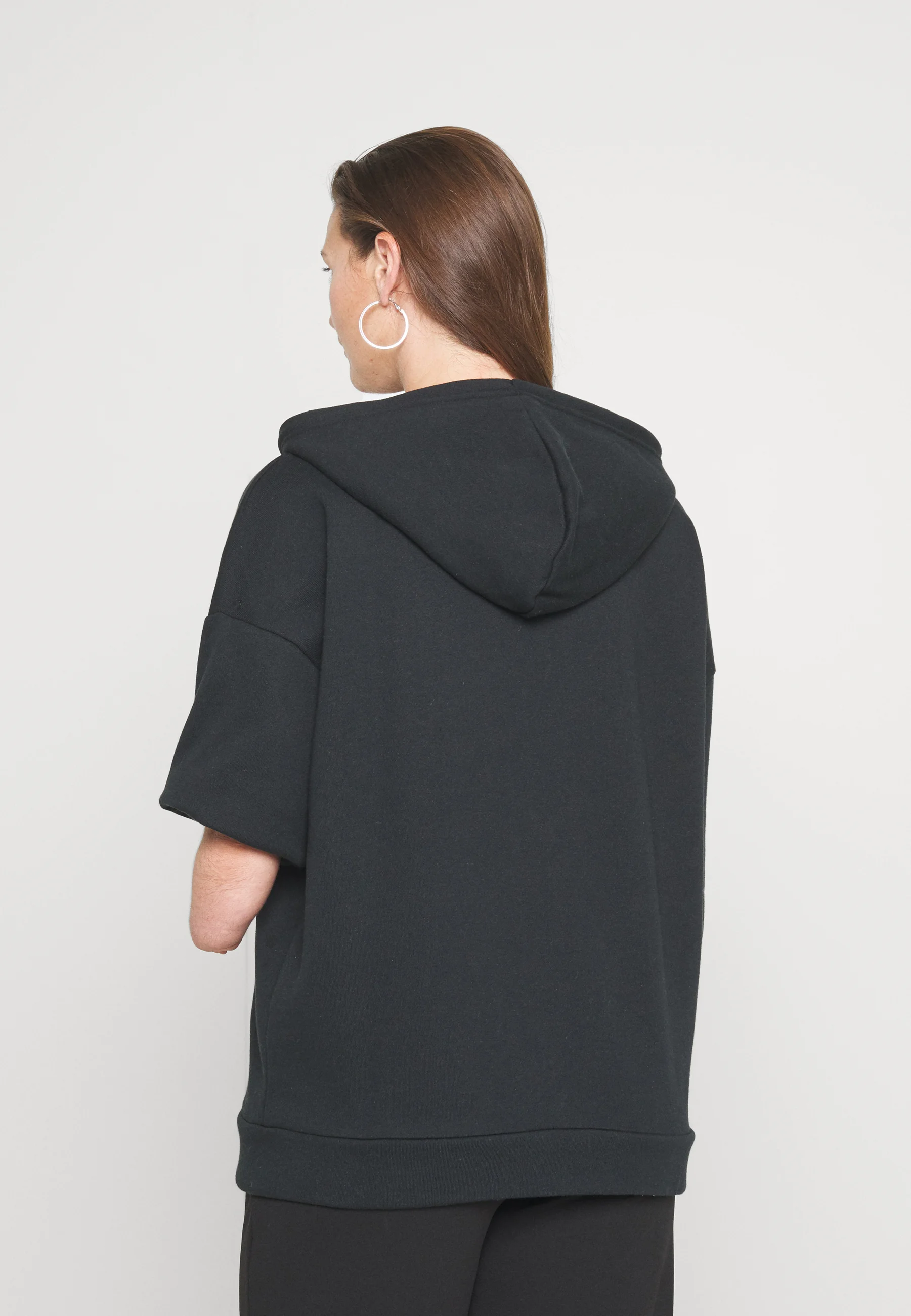 Even&Odd CHAQUETA BÁSICA OVERTamañoD CON CAPUCHA Y CREMALLERA ADAPTABLE - Sudadera con cremallera