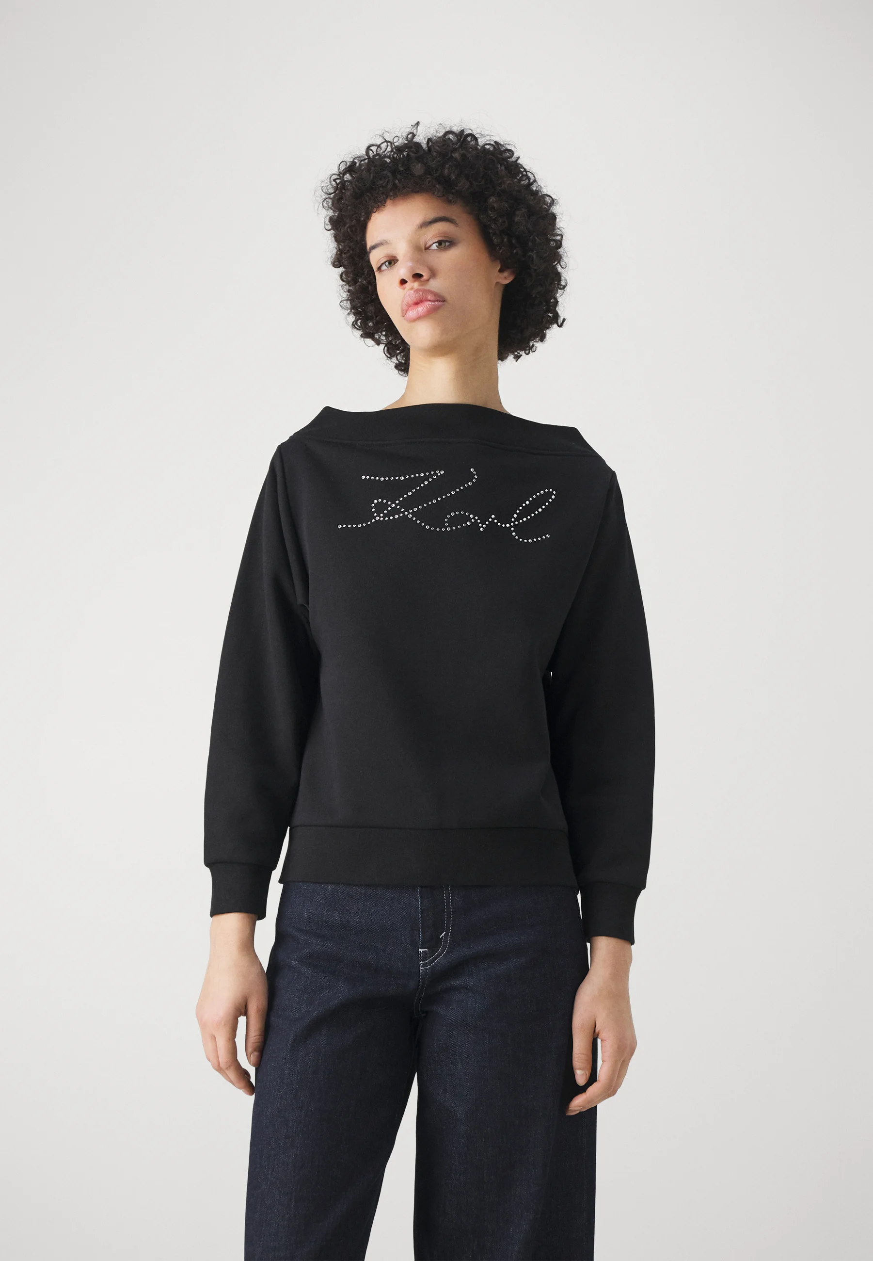 Sudadera con el logotipo de diamantes de imitación de Karl Lagerfeld