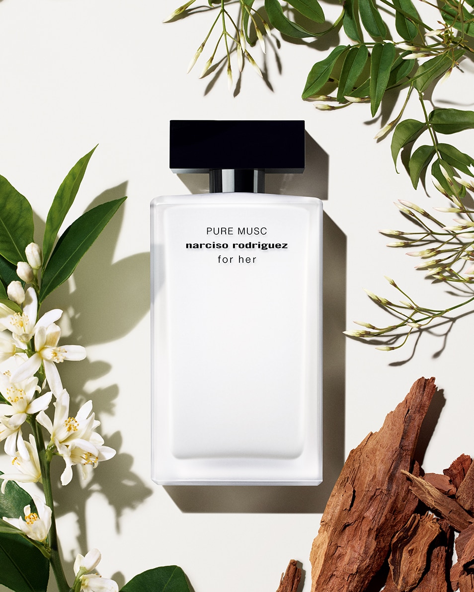 for her  PURE MUSC EAU DE PARFUM