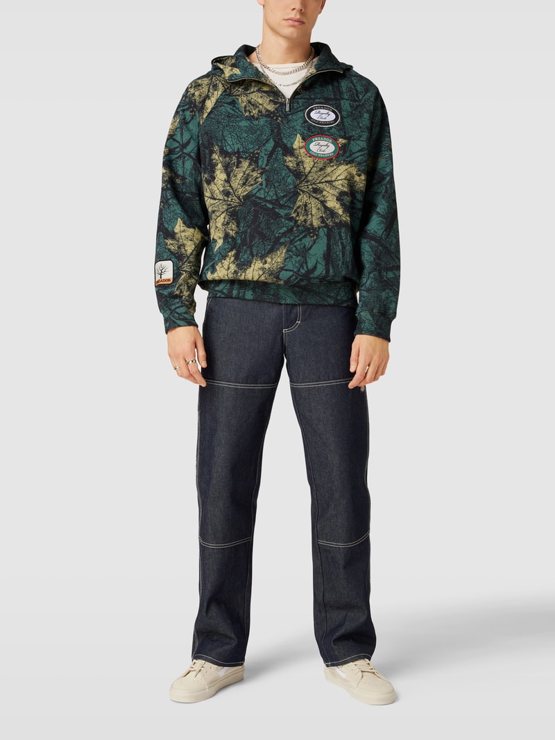 Oversized Hoodie mit Allover-Muster Modell 'FERGUS' in olivgrün