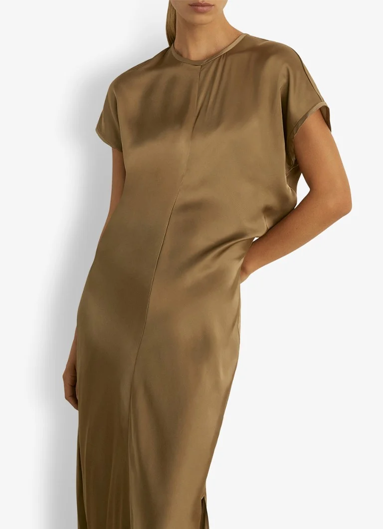 Rochie maxi din satin Kora de Reiss cu crăpătură laterală