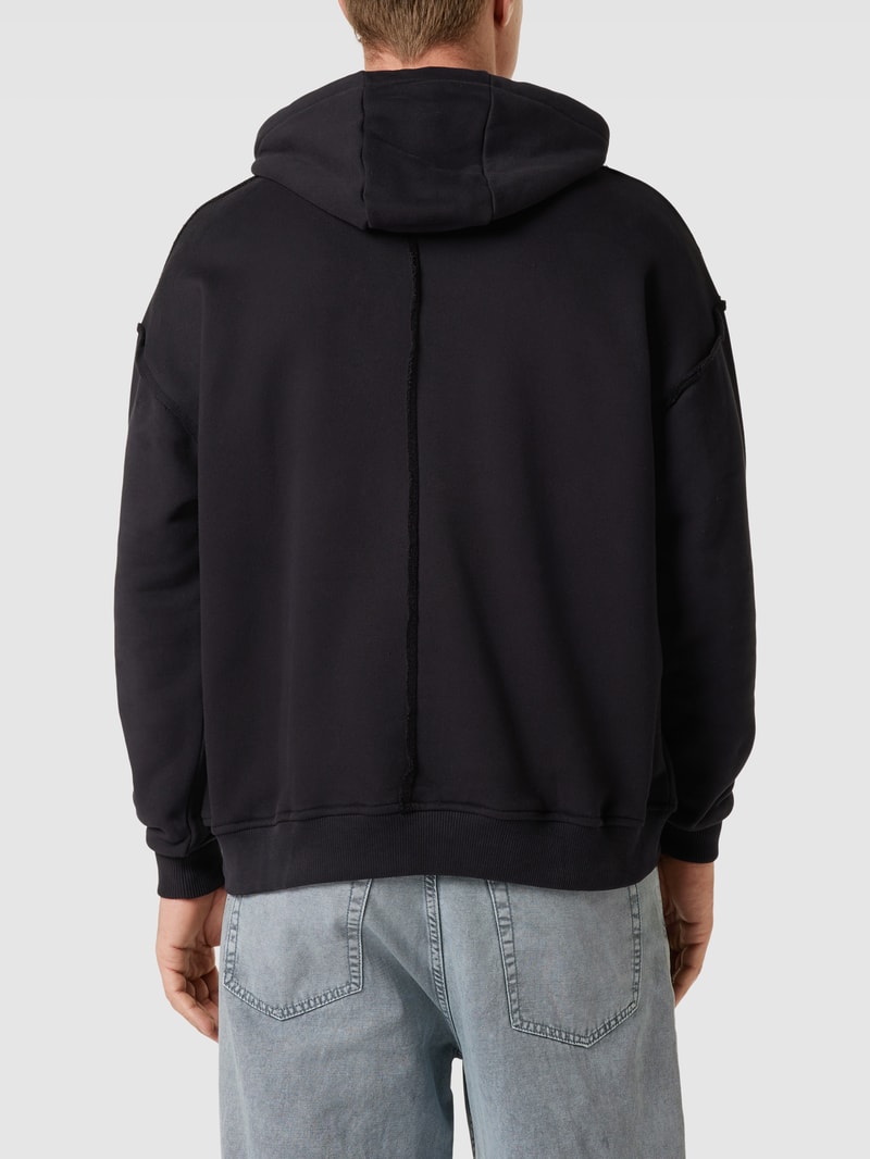 Hoodie mit Label-Stitching in schwarz