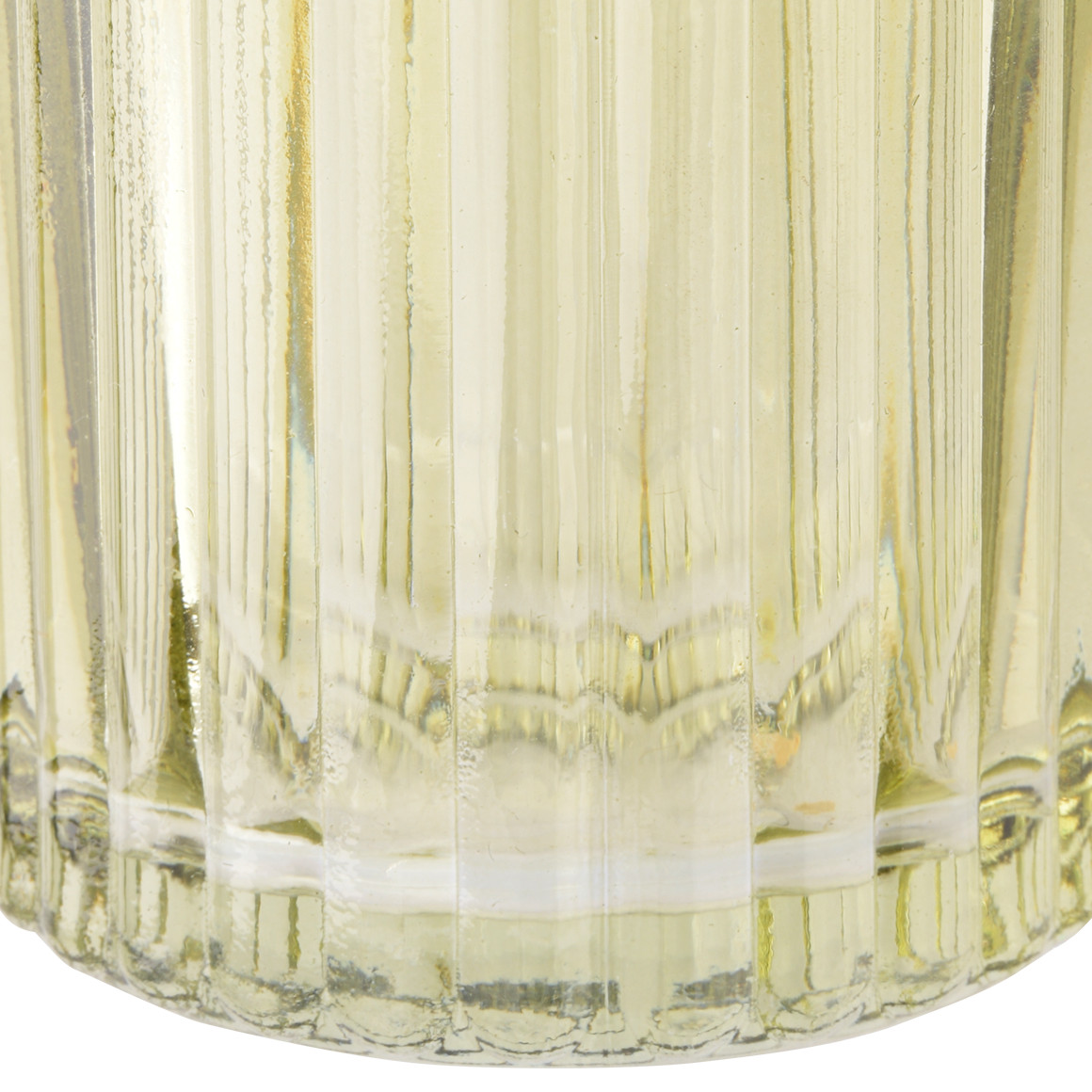 Teelichthalter in geriffelter Optik