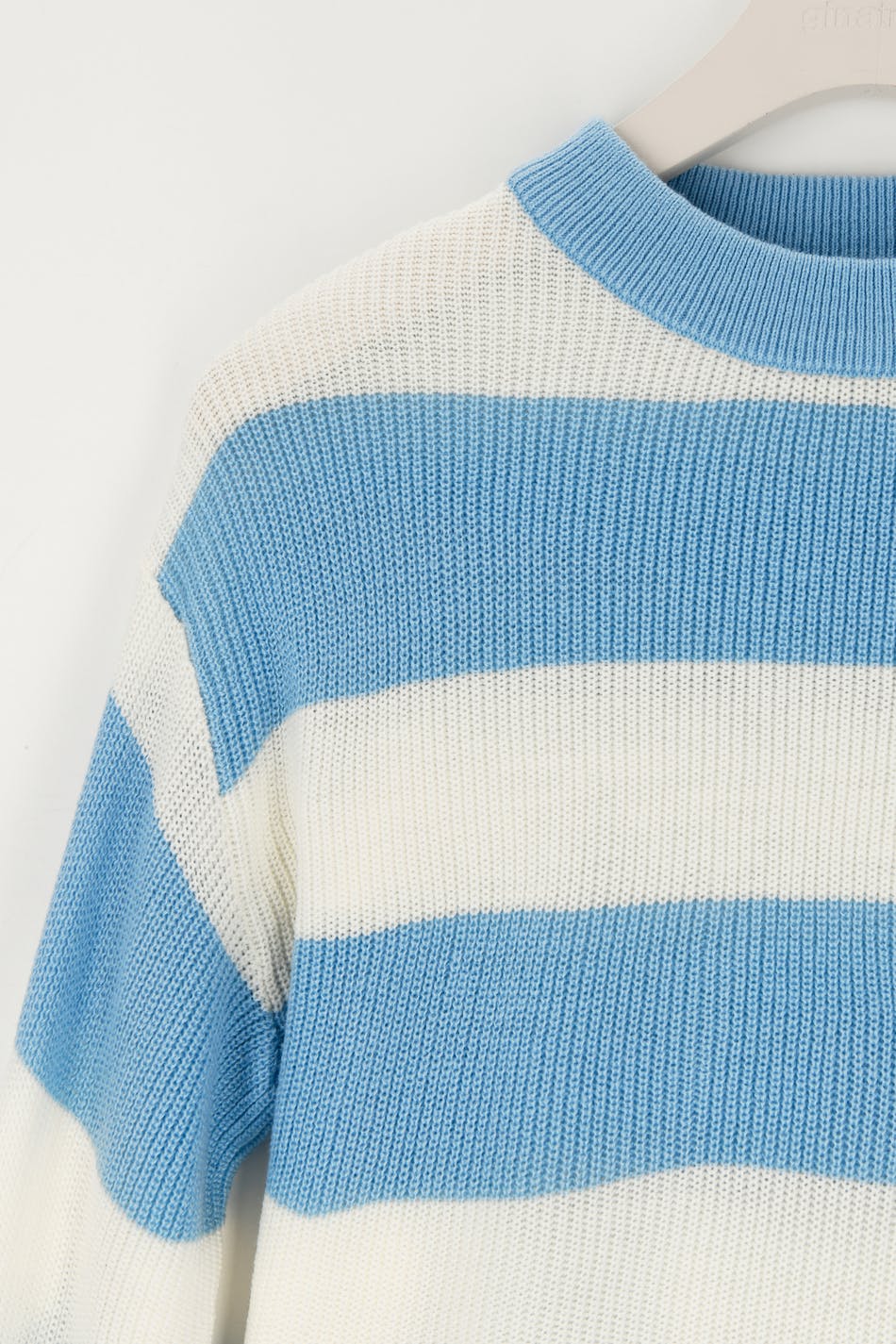 Y stripe knitted sweater