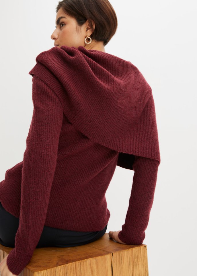 Pullover mit variablem Schal-Element