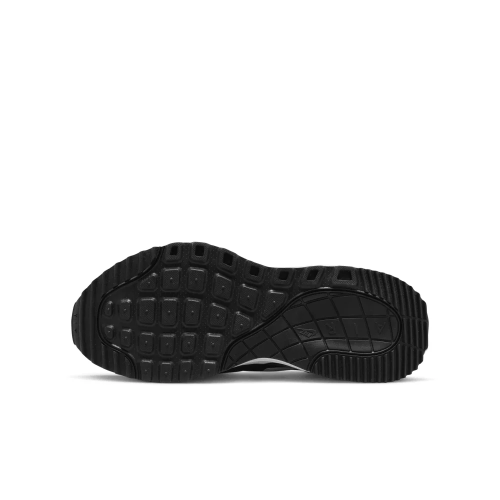 Nike Air Max SYSTM DQ0284-001 / schwarz