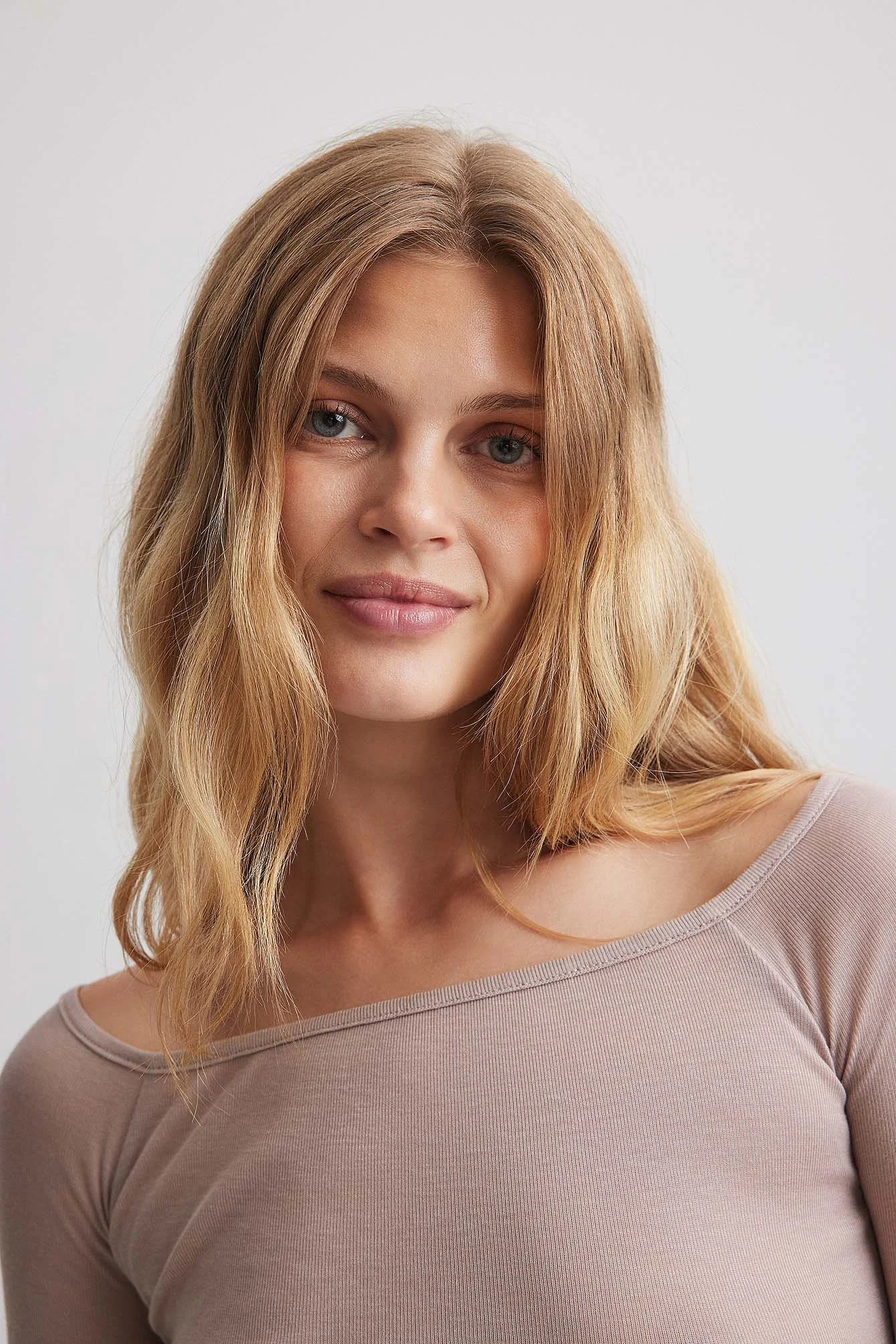 Schulterfreies Top