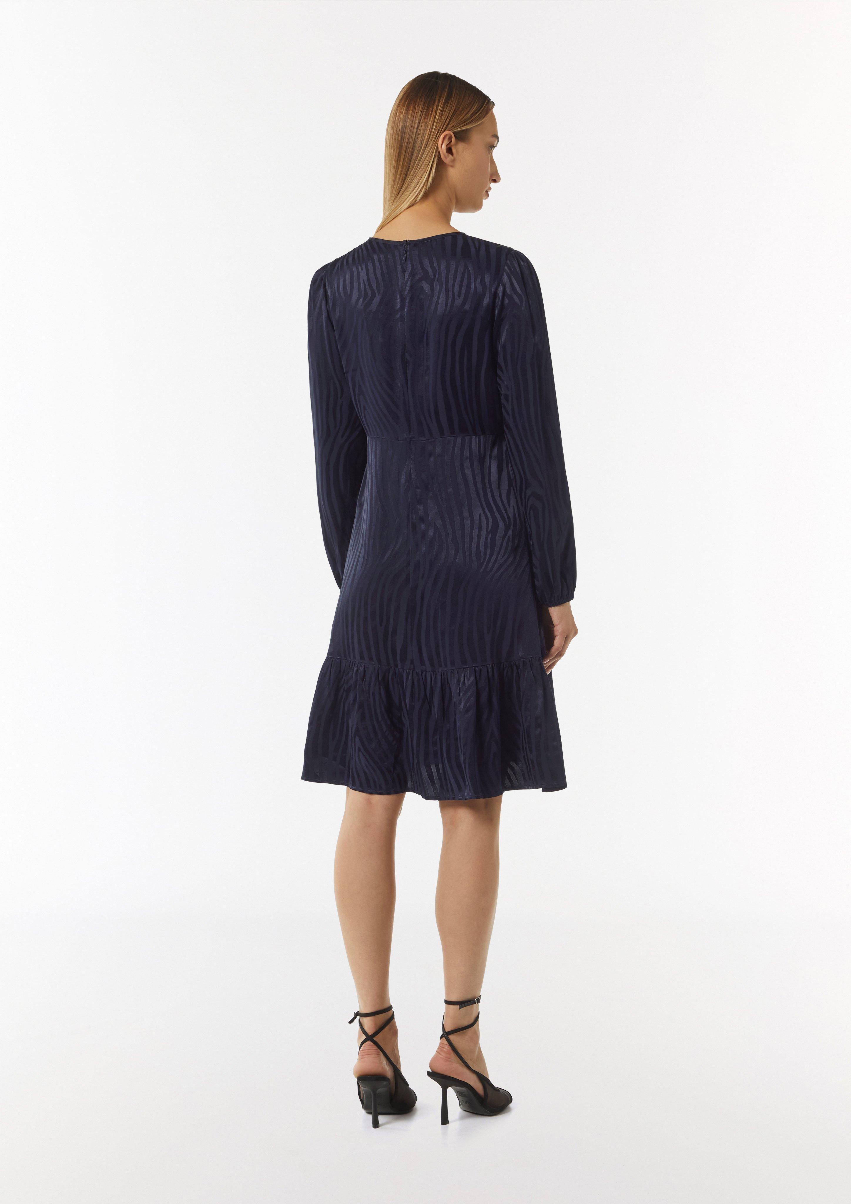 Mittellanges Kleid mit leicht ausgestelltem Saum - tiefblau