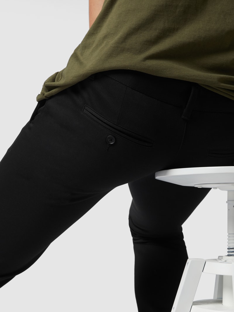 Chino mit Stretch-Anteil in schwarz