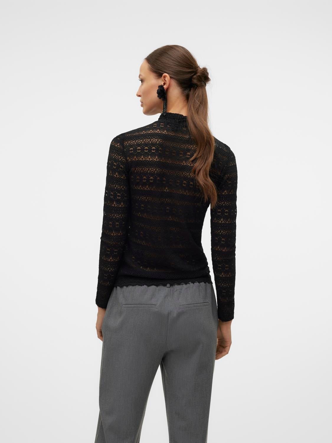 VMZOE Top