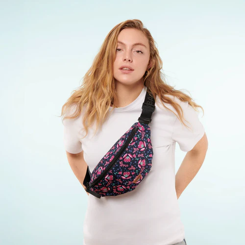 Medium Capri purple fanny pack