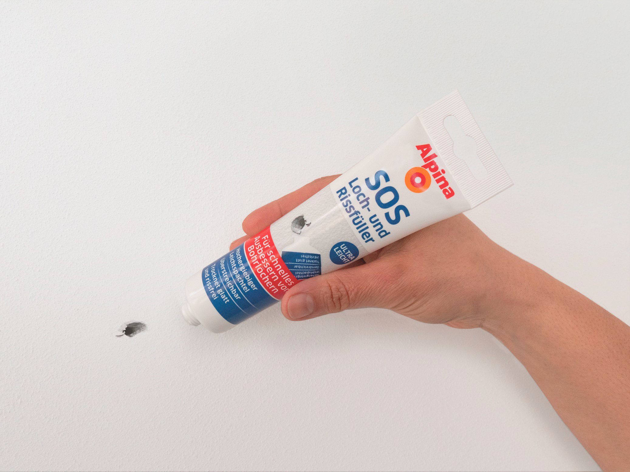 Alpina Reparaturmasse SOS Loch- und Rissfüller, (1-tlg), SOS Tube, für schnelles Ausbessern von Bohrlöchern, weiß, 100ml