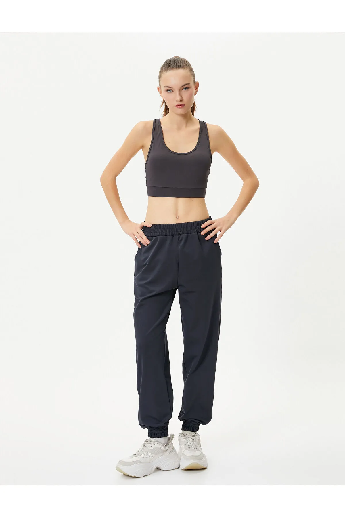 Koton  Sport-Jogger-Jogginghose mit bequemer Passform und Tasche