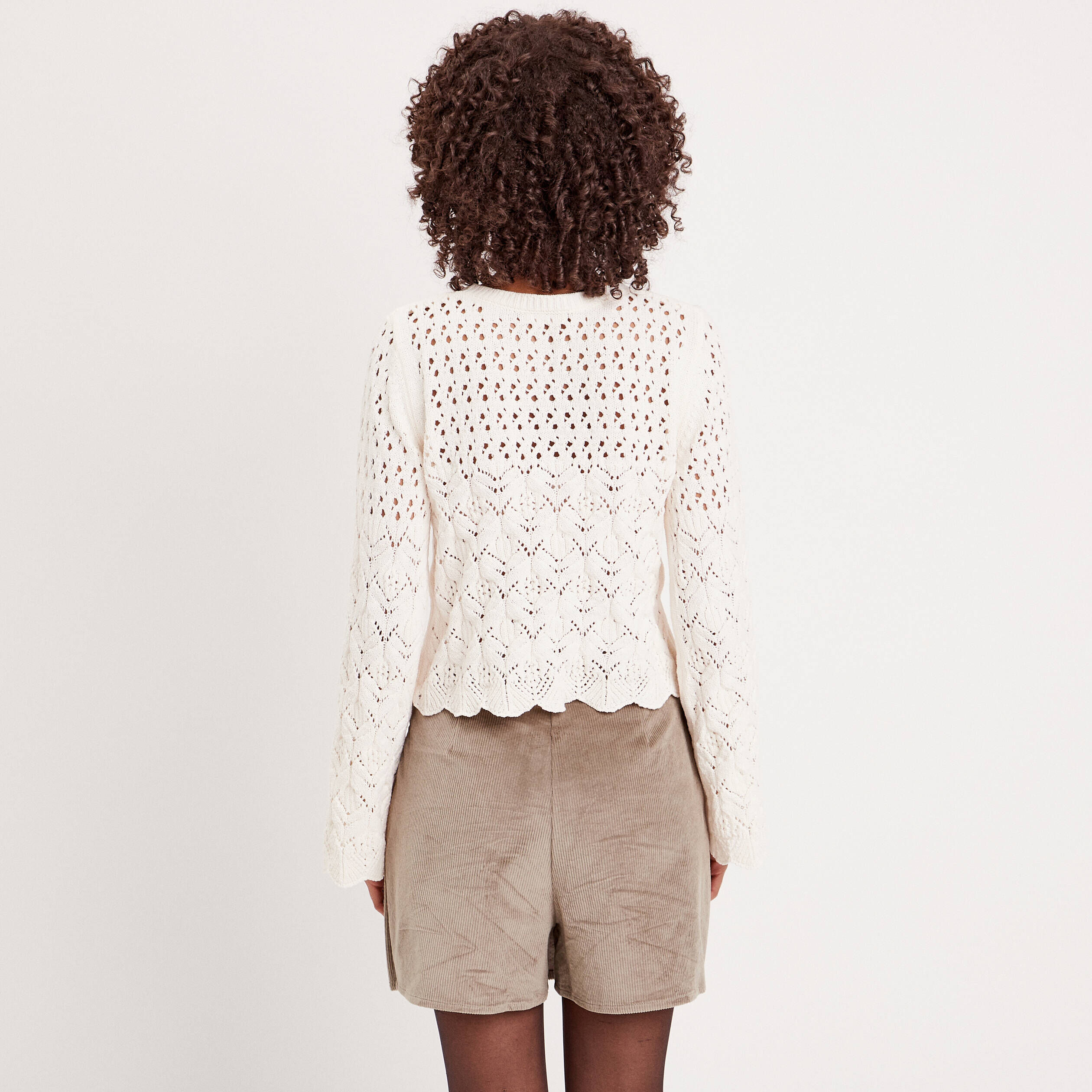 Pull ajouré avec bord festonné ivoire femme | Cache Cache