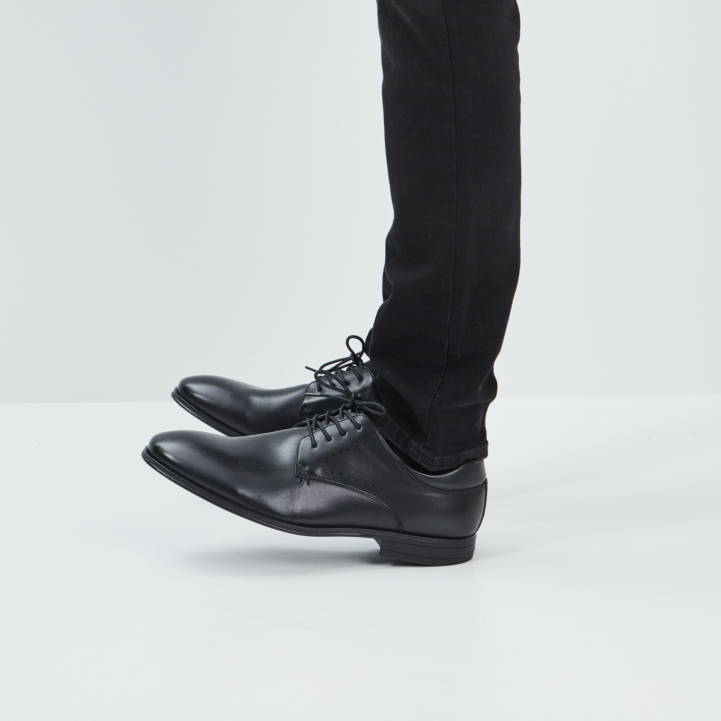 Derbies lacées noir homme | La Halle