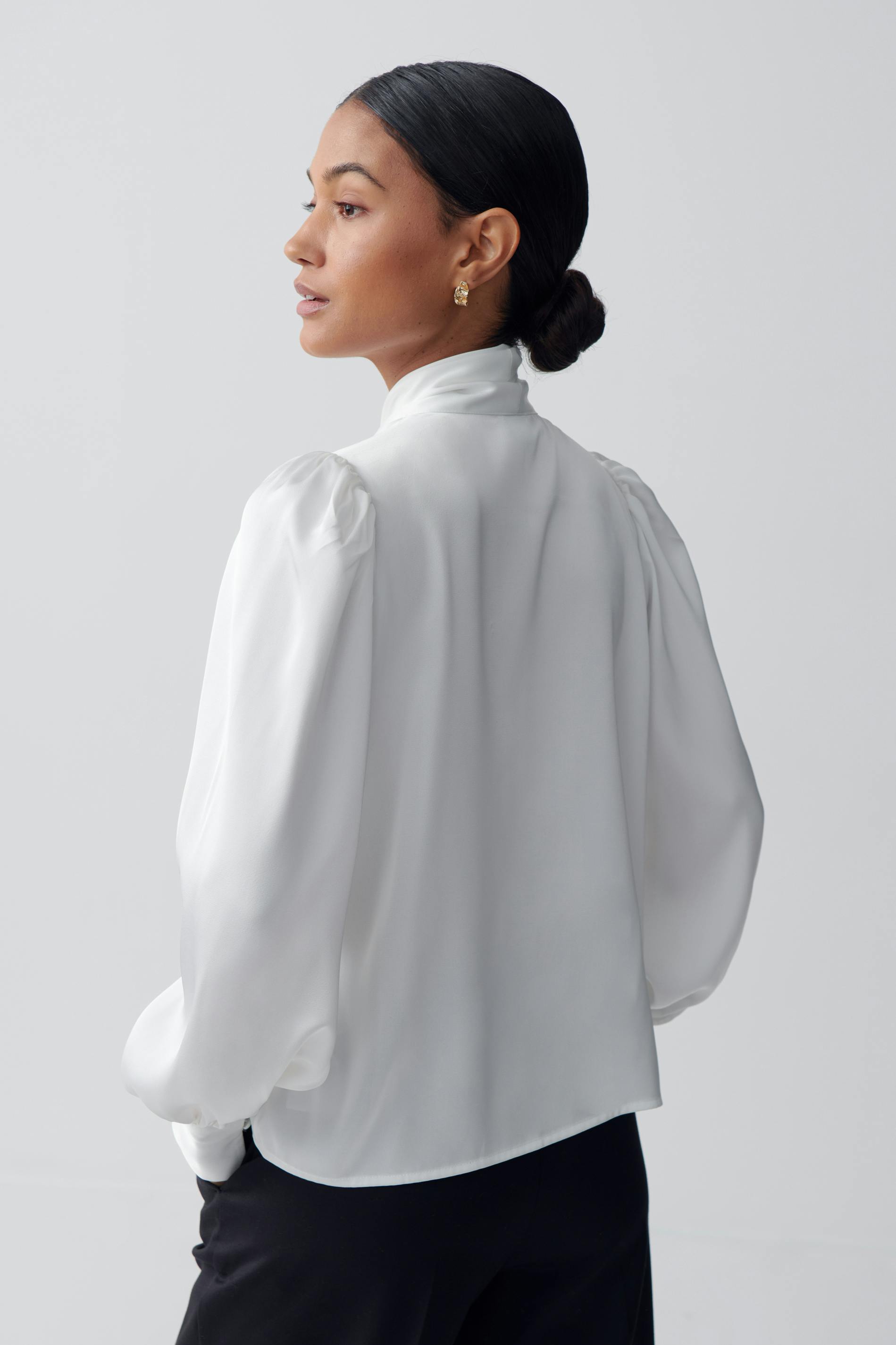 Scarf blouse