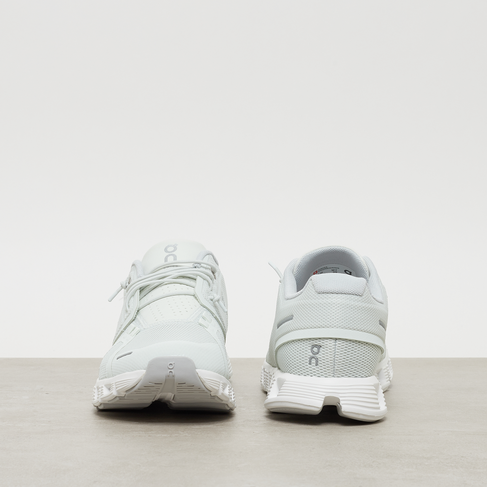 ON Cloud 5 59-98774 / weiss
