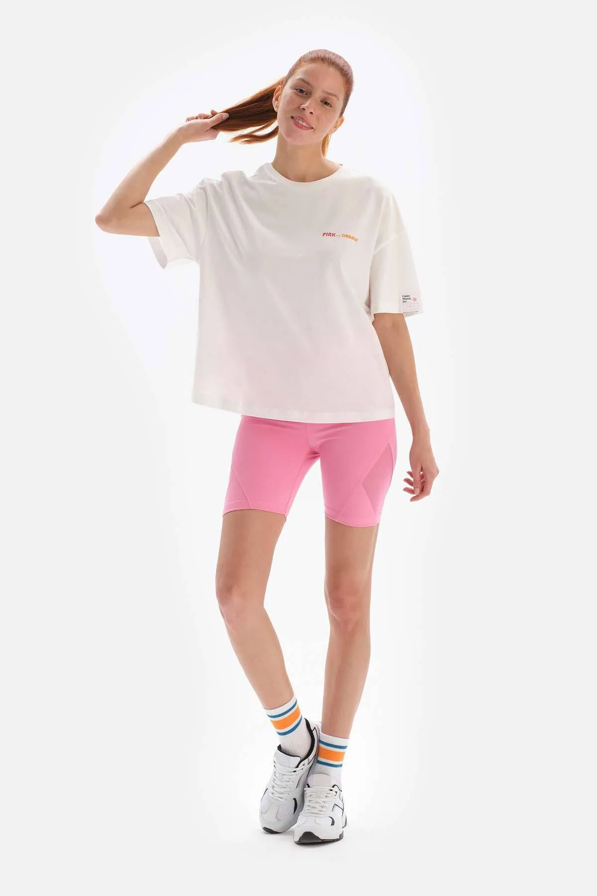 Dagi  Weiß-rosa Damen-T-Shirt mit Court-Aufdruck