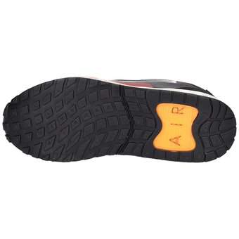 Nike Air Max Solo SE Sneaker in grau