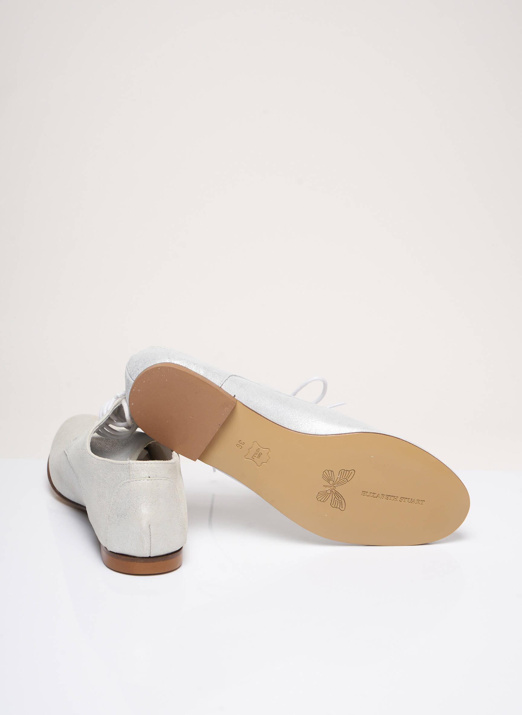 Elizabeth Stuart Derby Femme couleur blanc