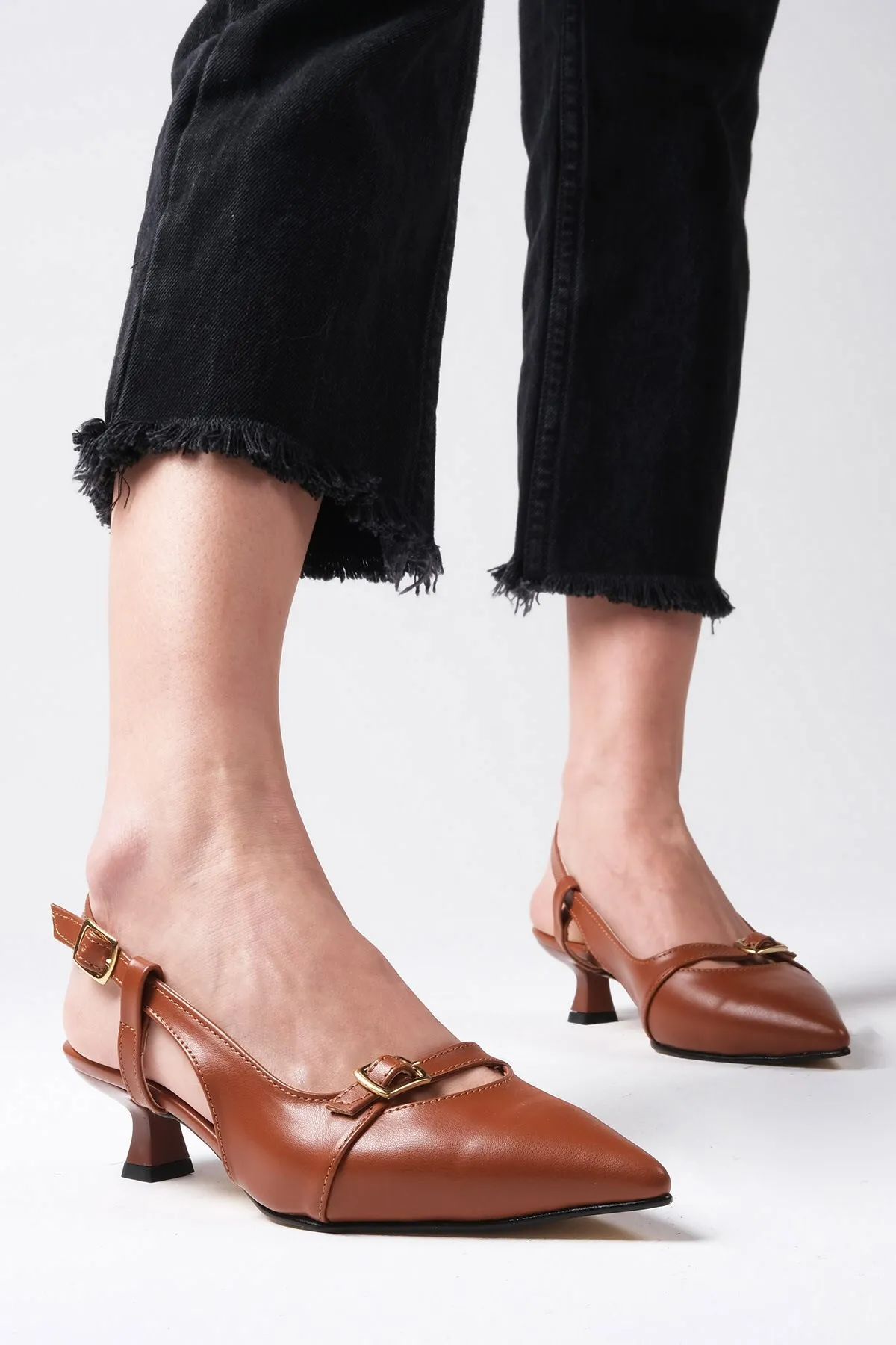 Mio Gusto  Kristin Tan Color Damenschuhe mit niedrigem Absatz