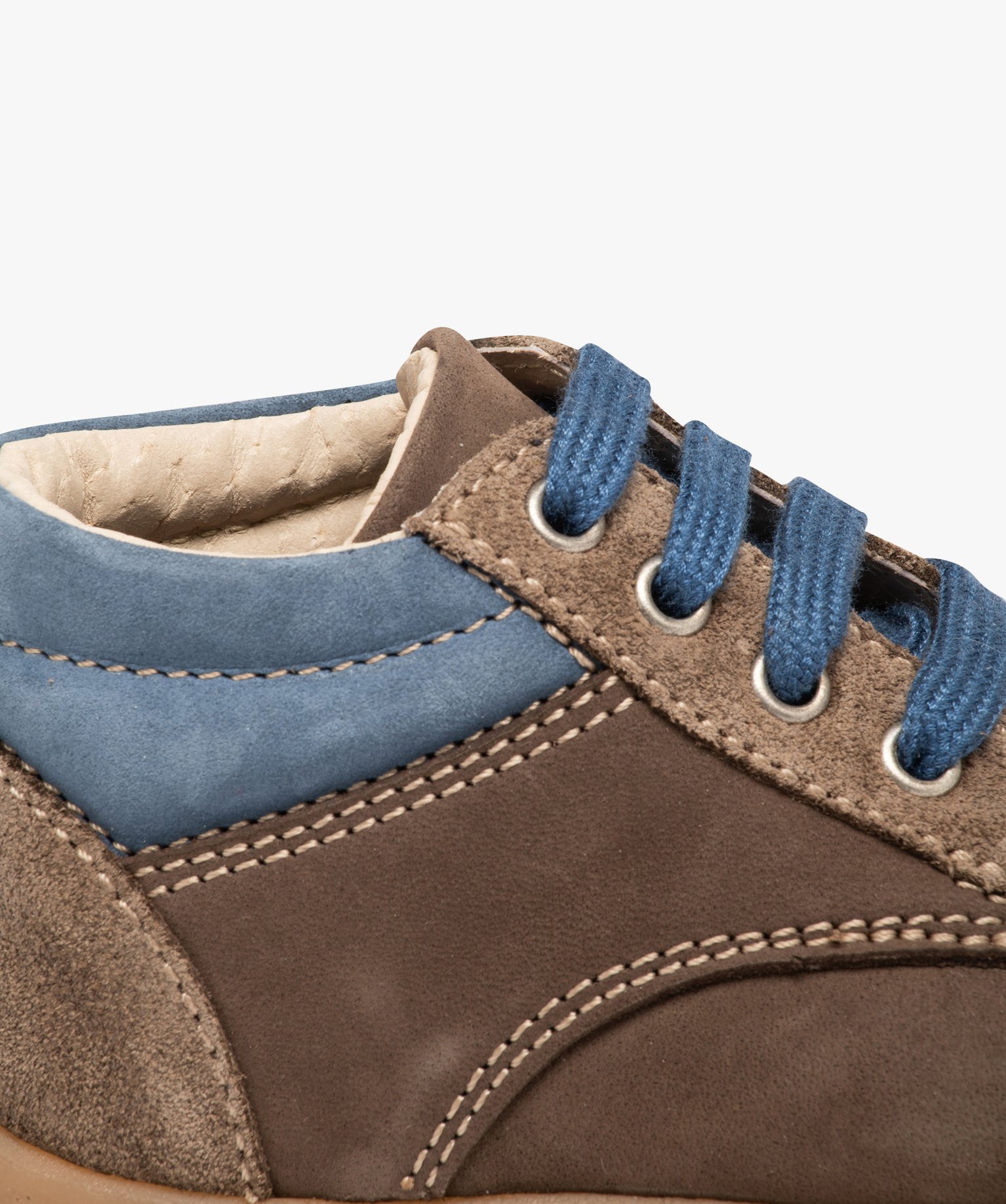 Chaussures premiers pas bébé Garçon bicolores en cuir suédé