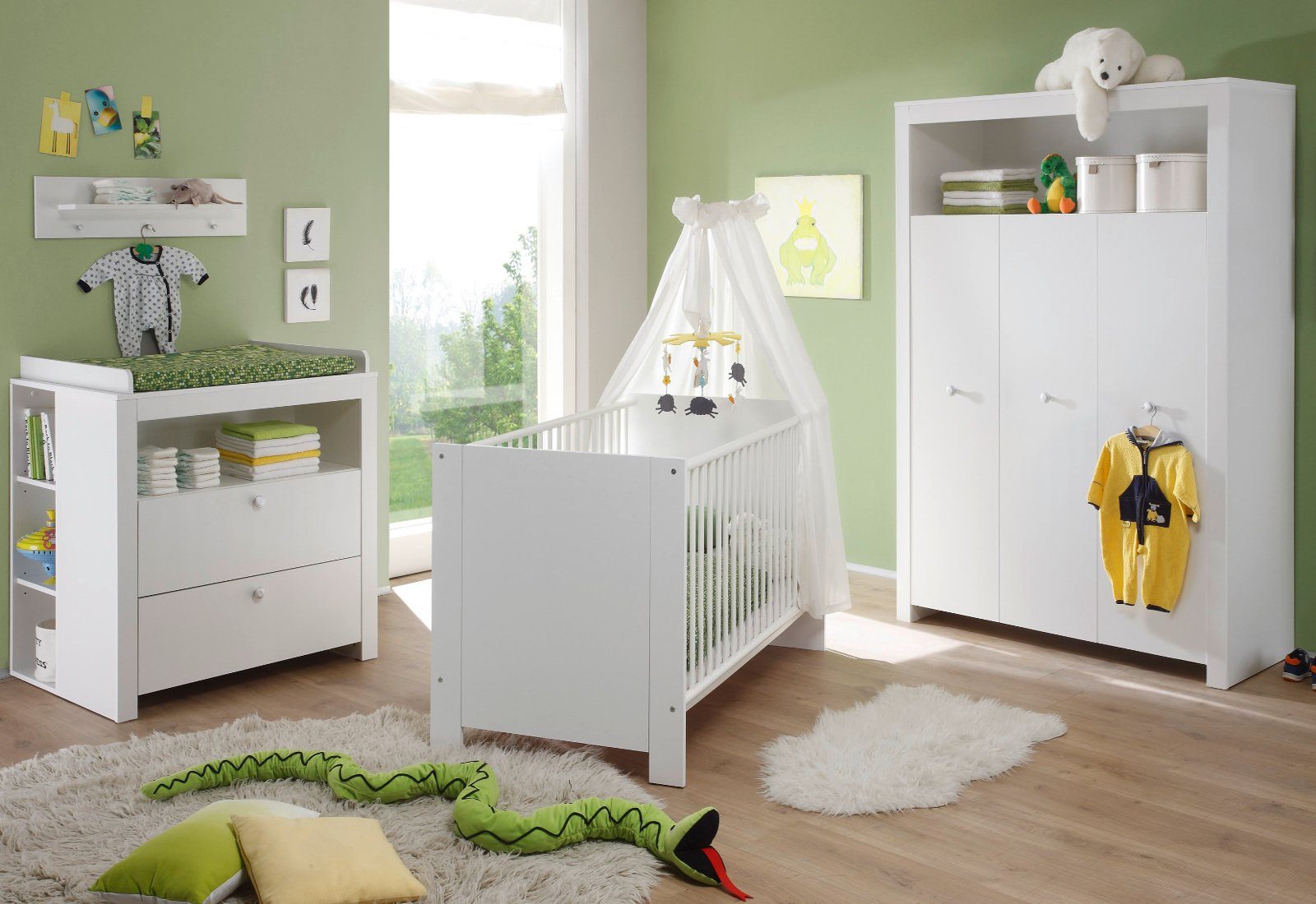 trendteam Kleiderschrank Olivia (3-türig, 130 x 186 cm, Schrank weiß matt) auch mit rosa oder blau
