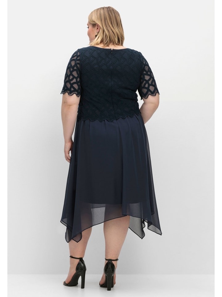 sheego Cocktailkleid aus Chiffon in nachtblau günstig kaufen