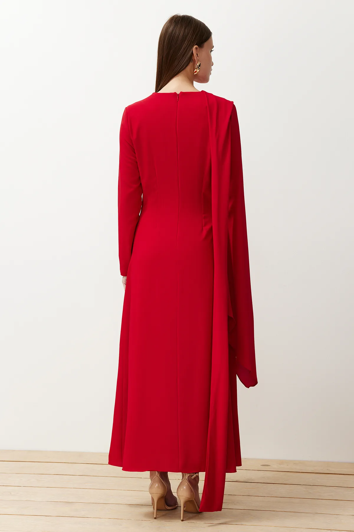 Trendyol Modest  Rotes Abendkleid mit Schaldetail - TCTSS24DB00036