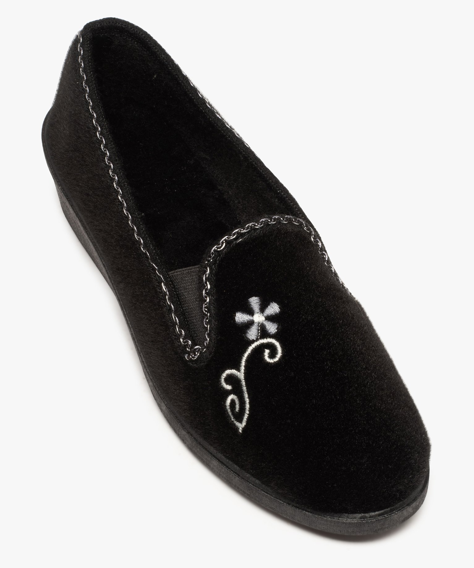 Chaussons femme à talon compensé et dessus brodé noir | GEMO