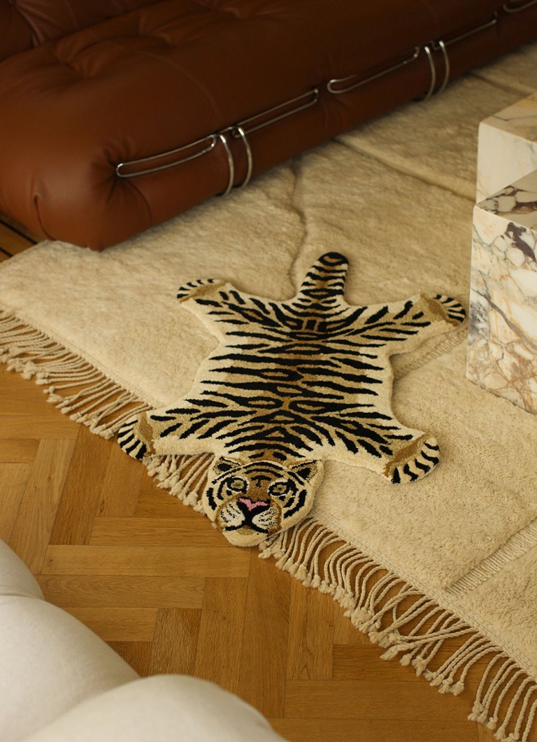Doing Goods Drowsy Tiger Small rug 100 x 65 cm