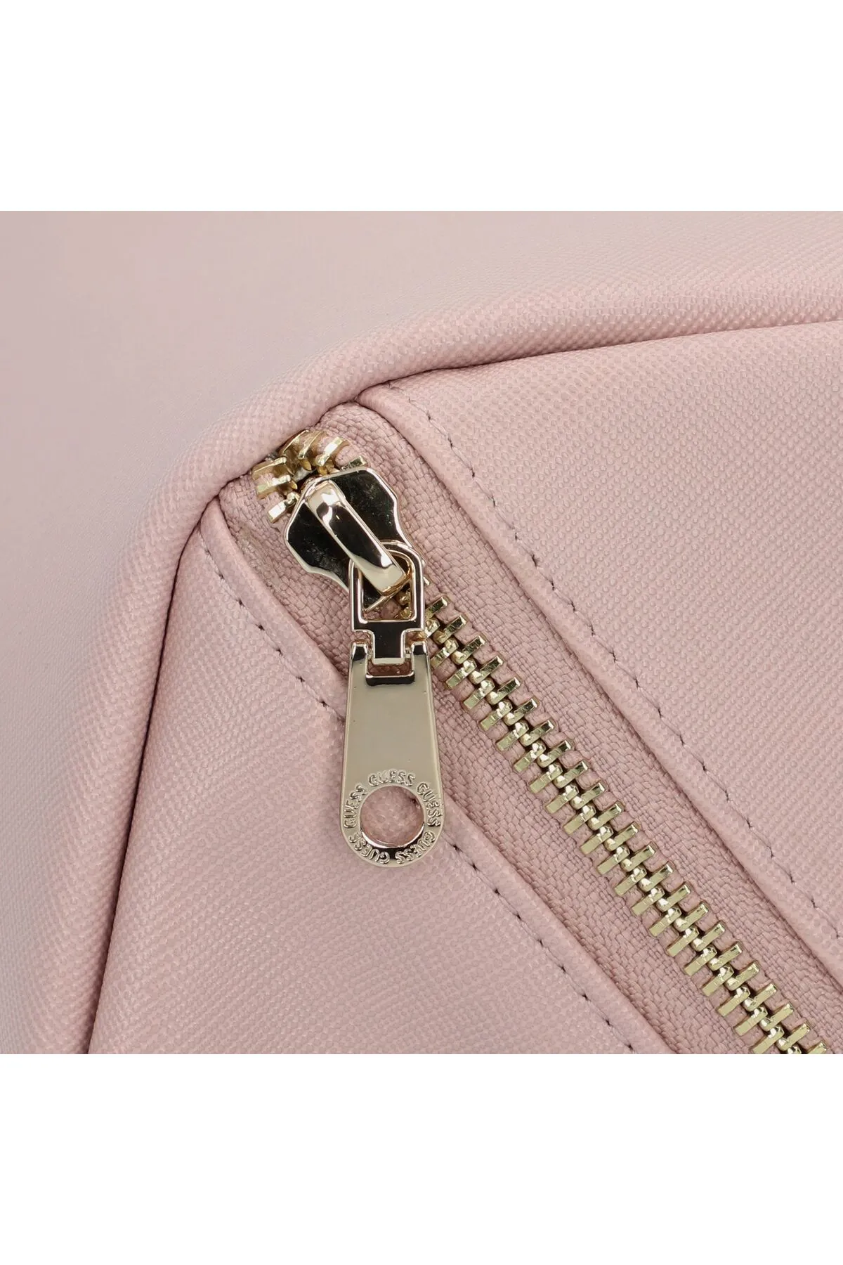 Guess  Beautycase 22,5 cm