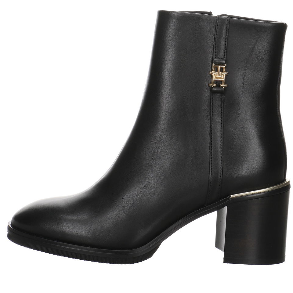 Tommy Hilfiger Feminine TH Hardware Mid Bootie