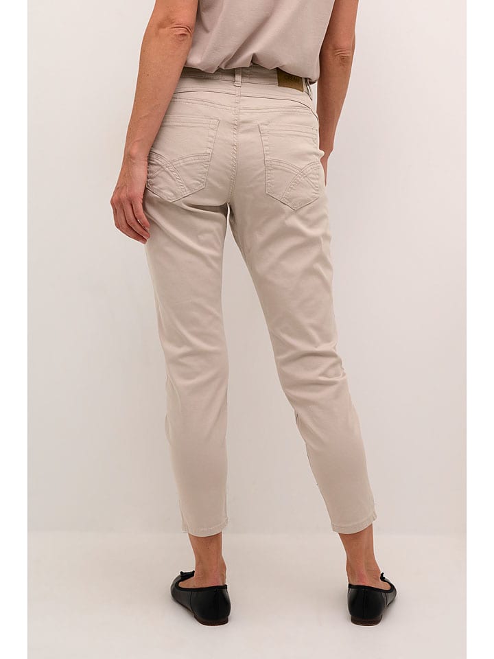 Cream Hose 