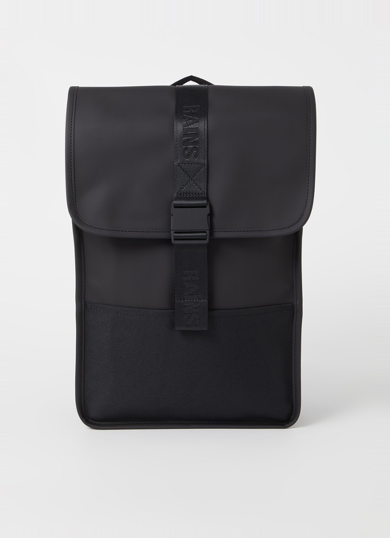 Mochila Rains Trail Mini com compartimento para laptop de 15 polegadas e revestimento repelente à água.