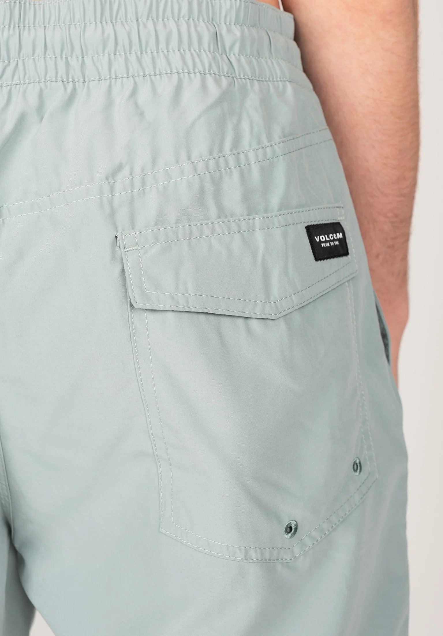 Lido Solid Trunk 16''