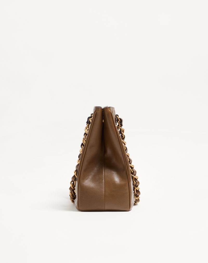 Valentino Garavani Laseine boodschappentas van nappaleer met chevronmotief.