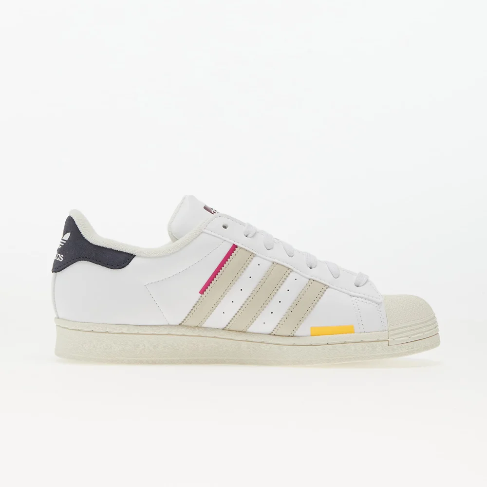 adidas Superstar W Aluminium HQ6626 / weiss