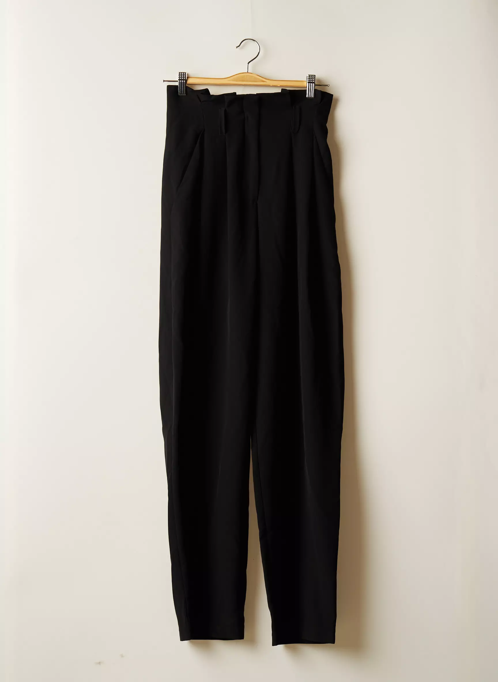 Astrid Black Label Pantalons Larges Femme couleur noir