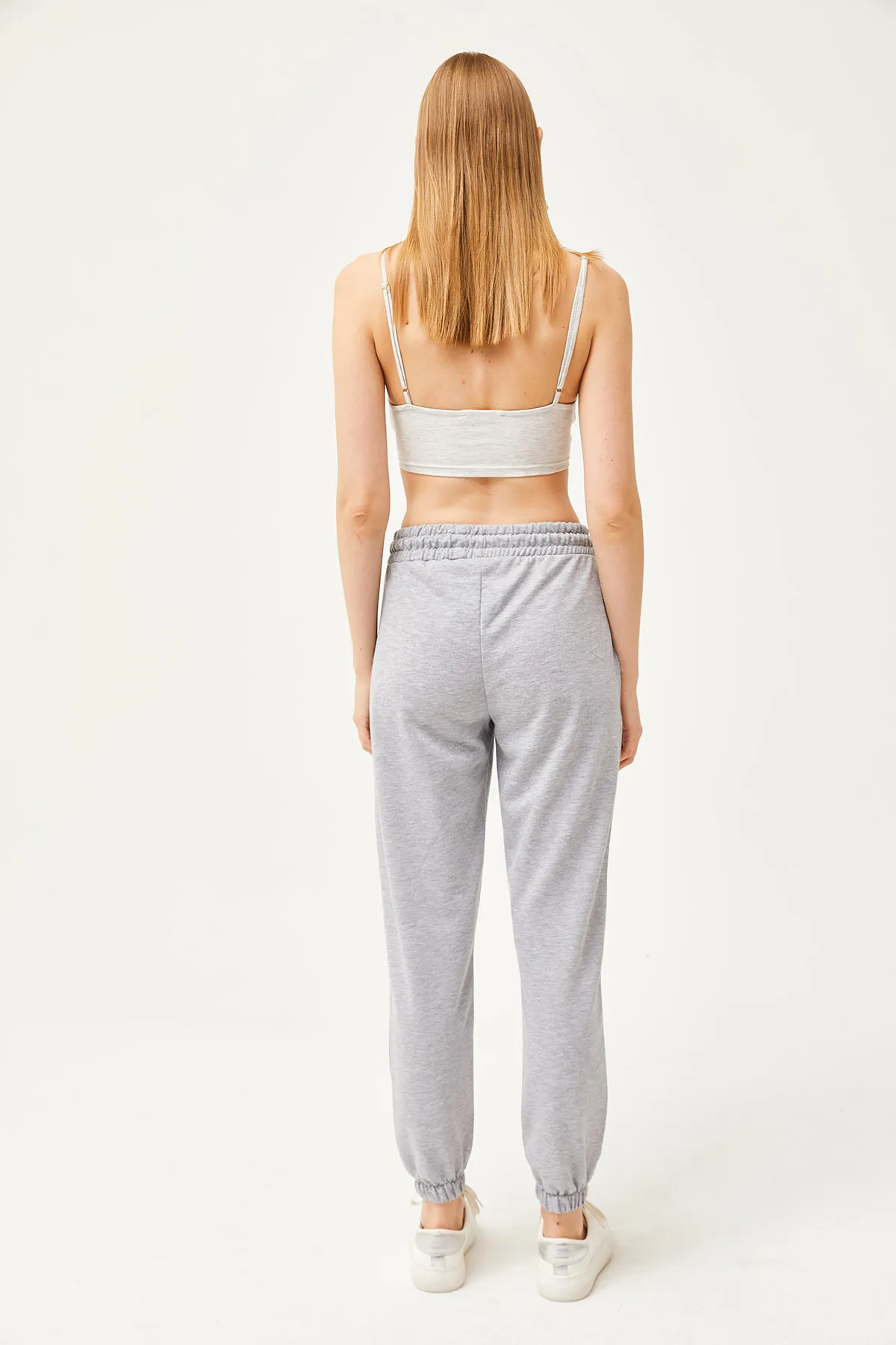 Olalook  Graue Damen-Jogginghose mit Taschen und elastischem Bund EŞF-00000066