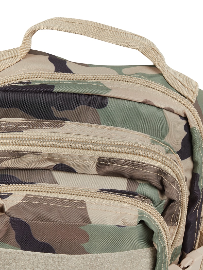 Rucksack mit Logo-Details in khaki