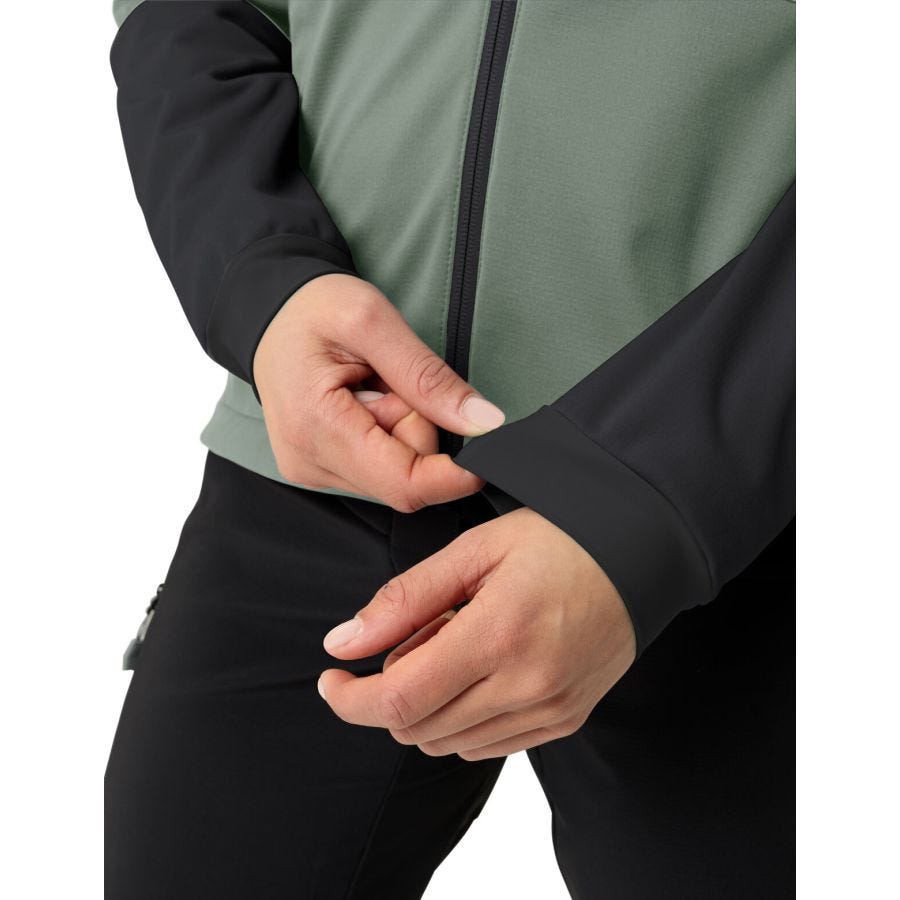 Qimsa Softshelljacke Damen mit Kapuze
