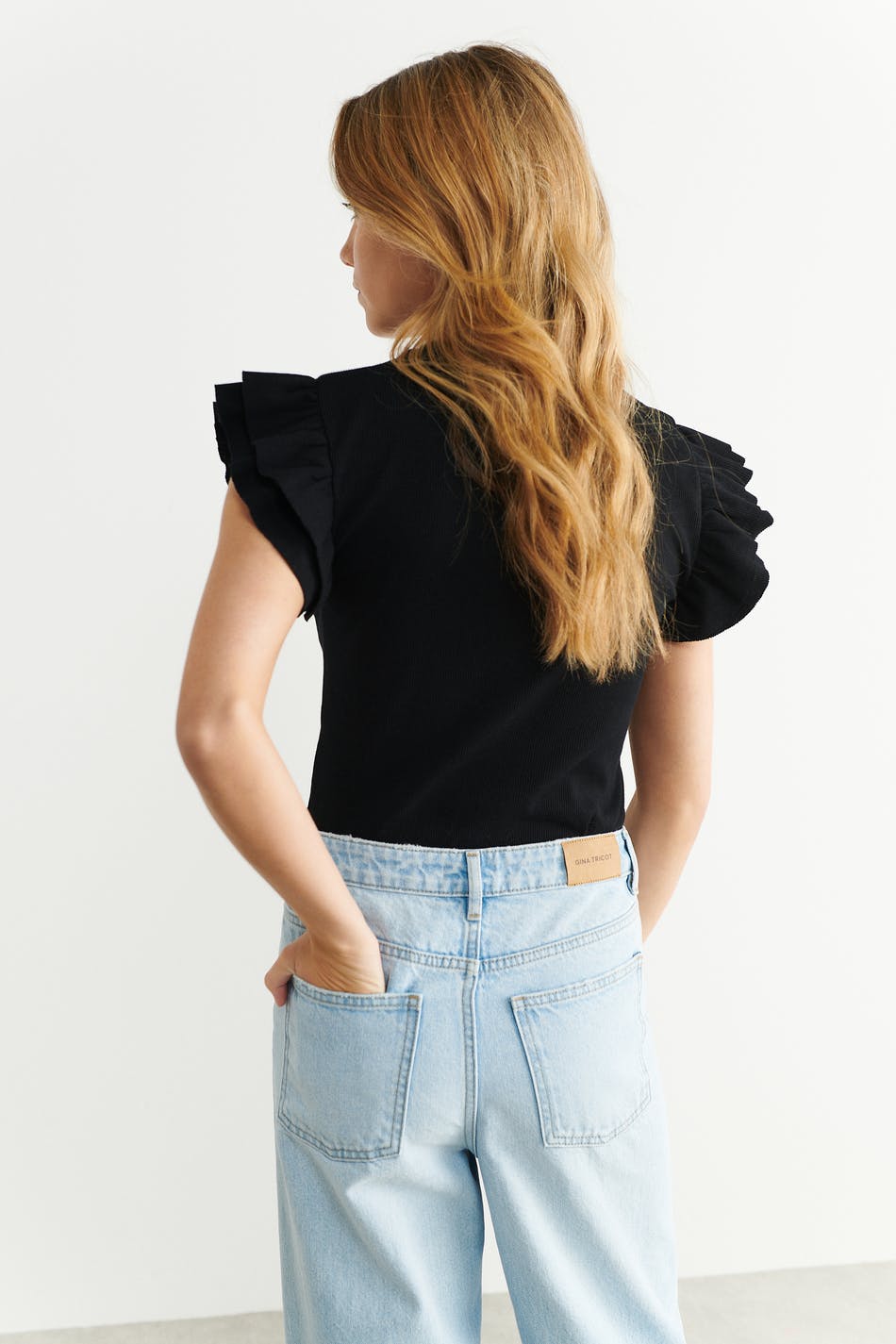 Y cute frill top