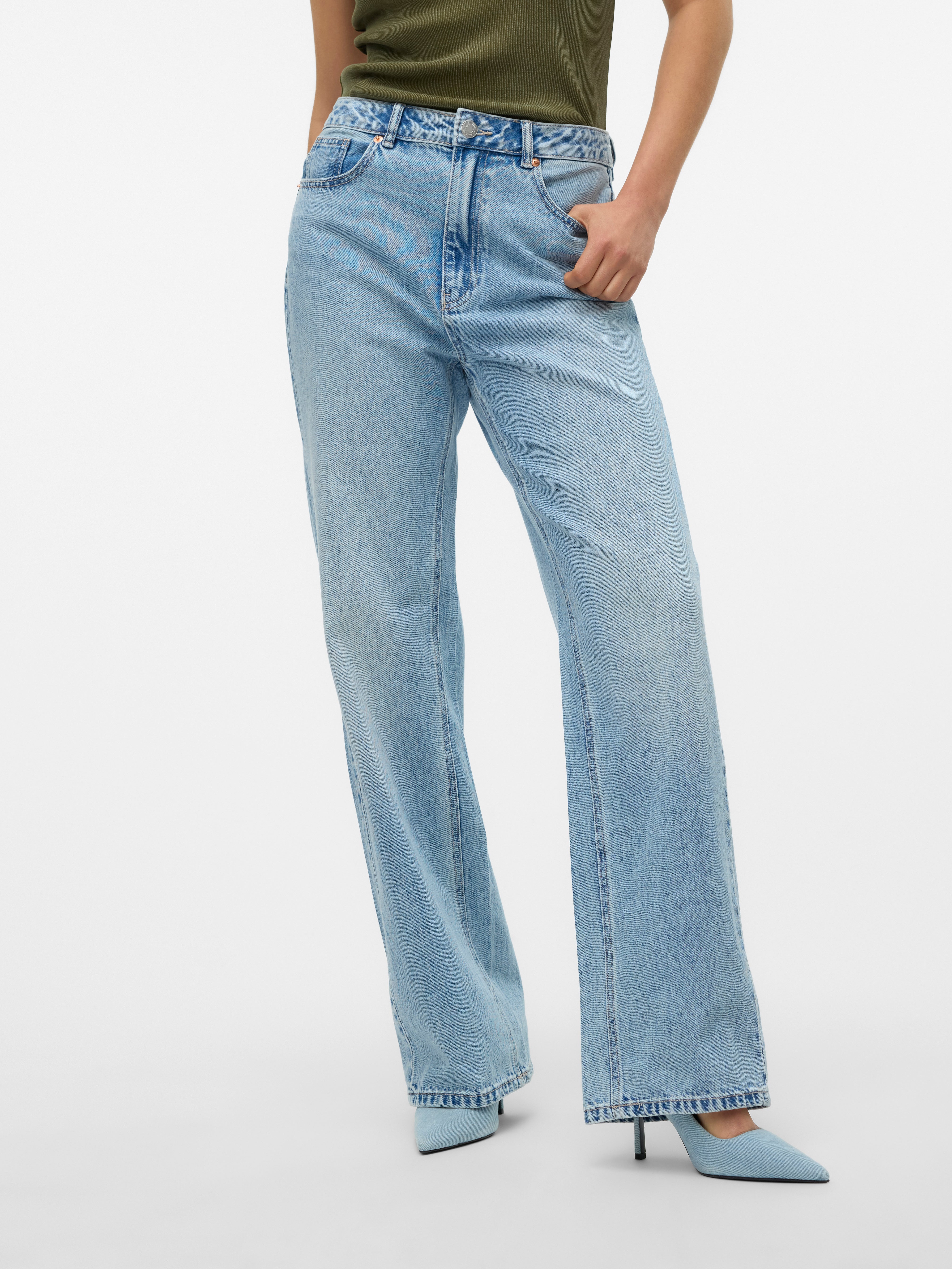 VMTOKYO Niedrige Taille Gerade geschnitten Jeans