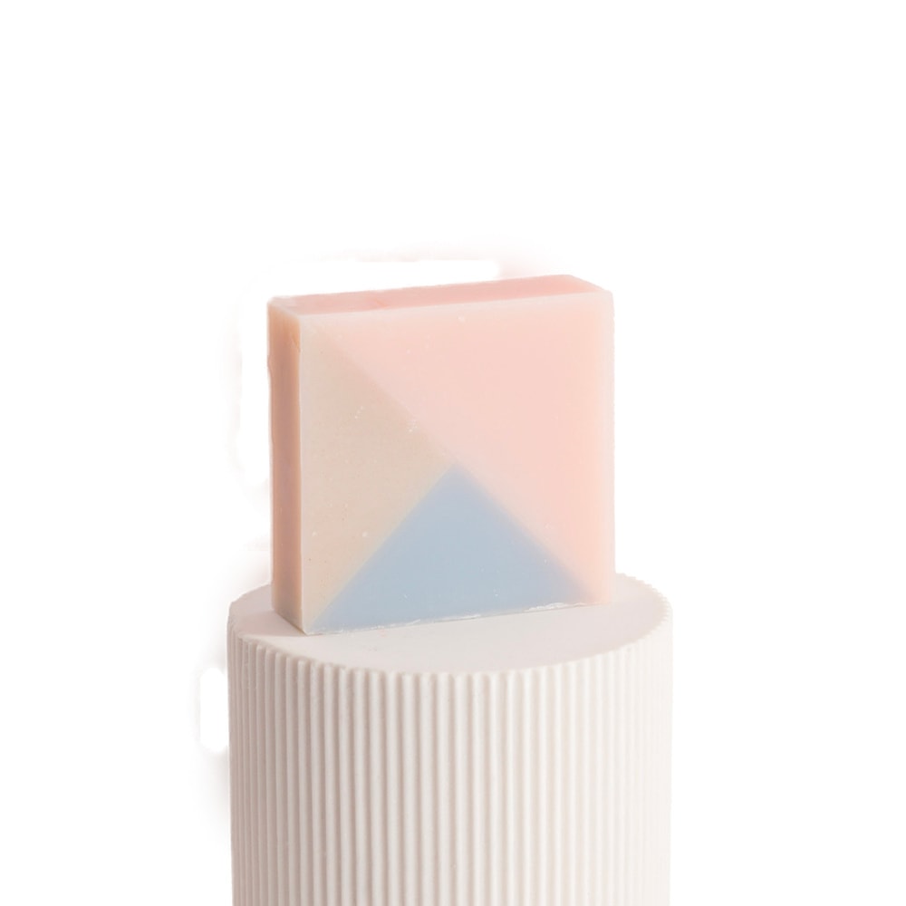 ciment FACETTE PASTEL BIO Savon surgras visage motif Facette pastel - sans parfum Savon solide 100g