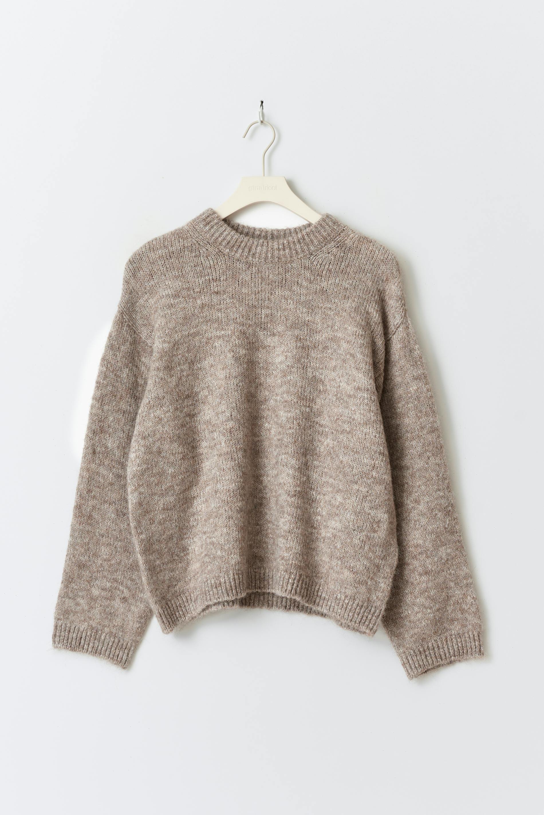 Boxy knitted sweater
