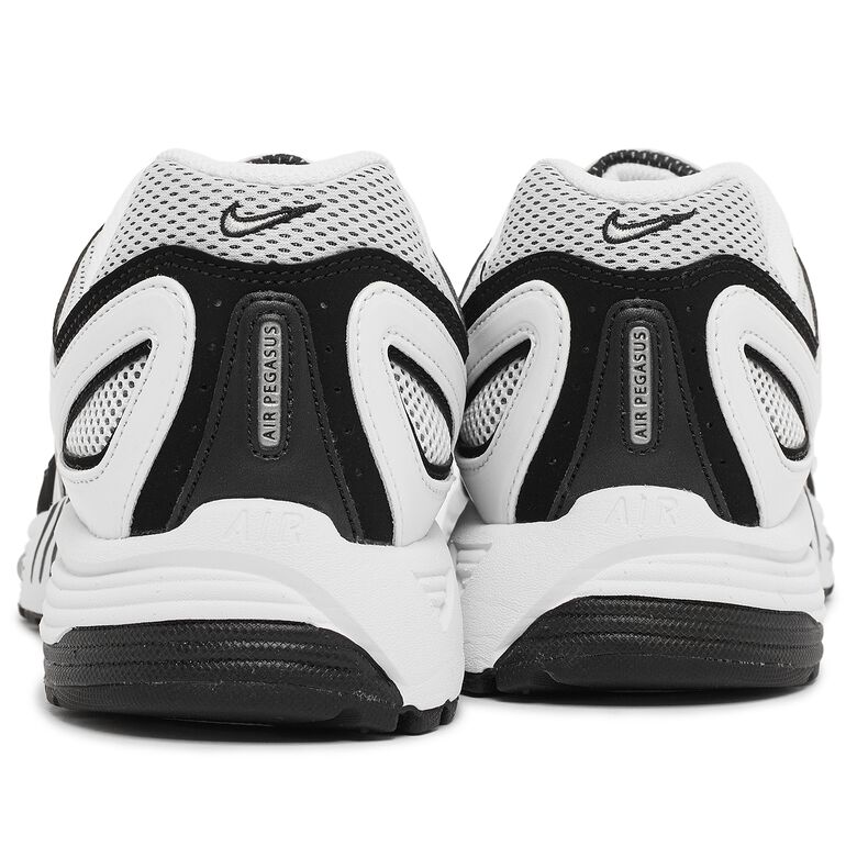 NIKE Air Pegasus 2K5 